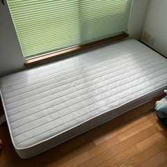 シングルマットレスの画像