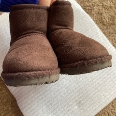 ムートンブーツ　ブーツ　ボアシューズ　冬靴　17cmの画像