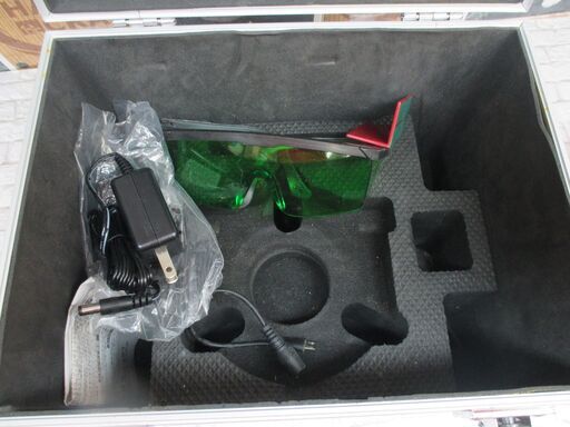 LTC LST-YG67 グリーンレーザー 墨出し器 中古品 【ハンズクラフト宜野湾店】