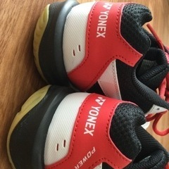 ヨネックス　バドミントンシューズの画像