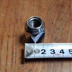 アルミホイールナット　セレナ(c26)の画像