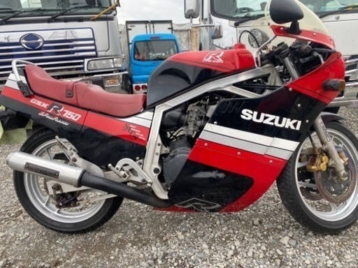 スズキ 750cc