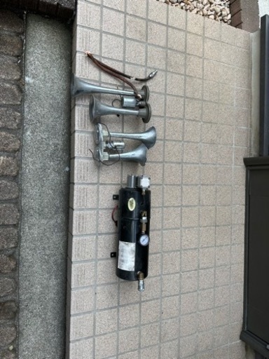 ヤンキーホーンコンプレッサー付き12v