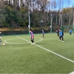 一緒にフットサルしましょー！