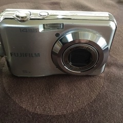 富士フィルム　　デジタルカメラ