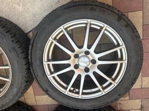 225 55 18 スタッドレス　４本セット