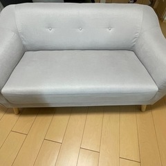 モダンデコ2人掛けコンパクトソファーの画像