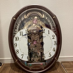 RHYTHM リズム　からくり時計　掛け時計　4MN545RH23 スモールワールドアルディの画像