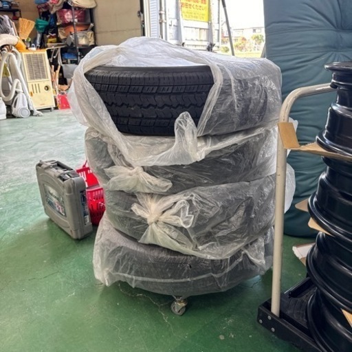 195/80/15タイヤ4本 ハイエース キャラバン NV350