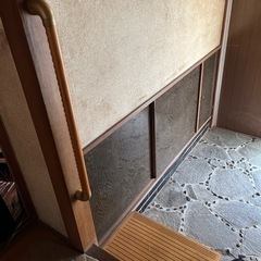 手すり、踏み台