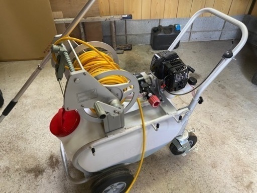 工進　タンク付きエンジン動噴