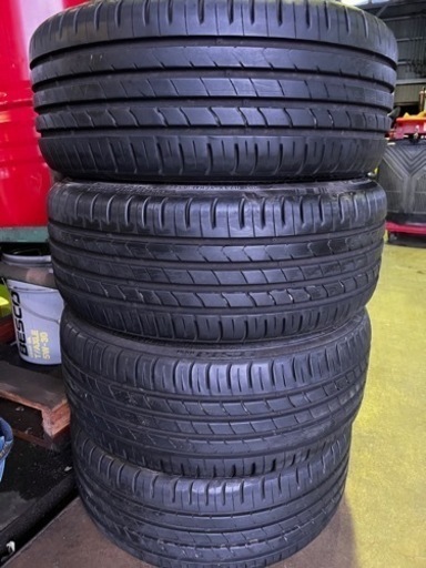 195/40r17 夏タイヤ4本セット　2022年製