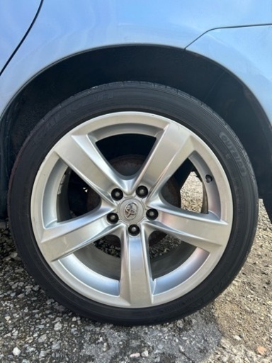 車のパーツ タイヤ、ホイール
