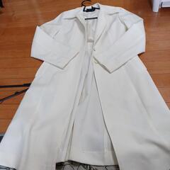 おはなし中、服の画像