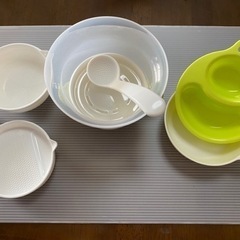 離乳食セット　リッチェル　おかゆクッカー、保存容器付き