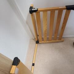 「決定」ベビーゲートの画像