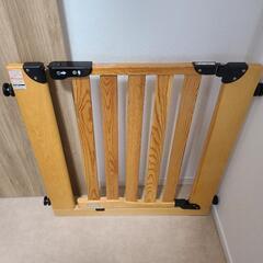 「決定」ベビーゲートの画像