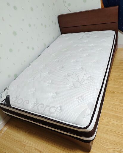 アンネルベッド マットレス　付きピアノ線　最高級P９５０ セミダブル