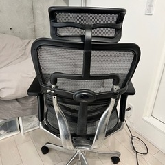 ☆エルゴヒューマン☆参考価格11万円☆オフィスチェア☆椅子☆メッシュ☆グレー☆の画像