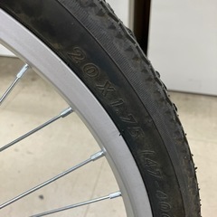 ロ2403-303 CAPTAIN STAG 20インチ 折りたたみ自転車 Oricle ブレーキ確認済み 6段変速の確認はしてません 店舗ではタイヤの空気は入れられません キズ汚れ有り の画像