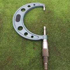 【未校正】ミツトヨ MITSUTOYO OM-100 122-104 マイクロメーター【野田愛宕店】【店頭取引限定】【中古】管理番号：IT9XJ4NPW3LWの画像