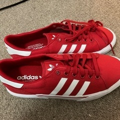 【決まりました】ほぼ新品　adidas スニーカー　25cm表記　の画像