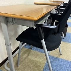 【あげます】コクヨ学習机とイス