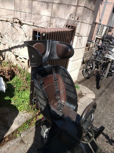 ｃ56?　電動自転車・リサイクル専門店　?　ご試乗をしてから、ご購入できます。?  ?土日もお子様と土足のまま、いろいろなタイプのご試