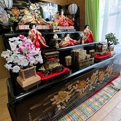 お雛様（黒塗り3段飾り）の画像