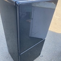 福岡市内配送無料　ユーイング U-ING UR-F110H-K [冷蔵庫 （110L・右開き） 2ドア ギャラクシーブラック]