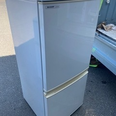 福岡市内配送無料　SHARP 137L 2ドア冷蔵庫 SJ-S14S-W ホワイト