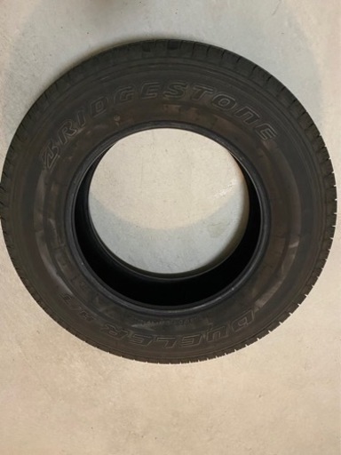 車のパーツ タイヤ、ホイール
