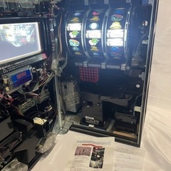 パチスロ デビルマン 家庭用 コイン不要機付き 近場であれば配送も可能。説明欄をご覧下さい。の画像