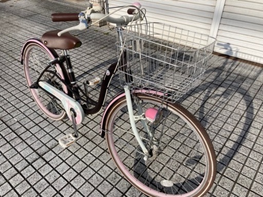 【24インチ子供自転車】内装3段変速　LEDオートライト付　ブラウン／ピンク　ブラウンカラータイヤ仕様　前カゴ、鍵新品❗️スペアキーあ