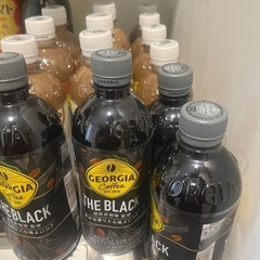 ジョージア  ブラックコーヒー   カフェラテ
