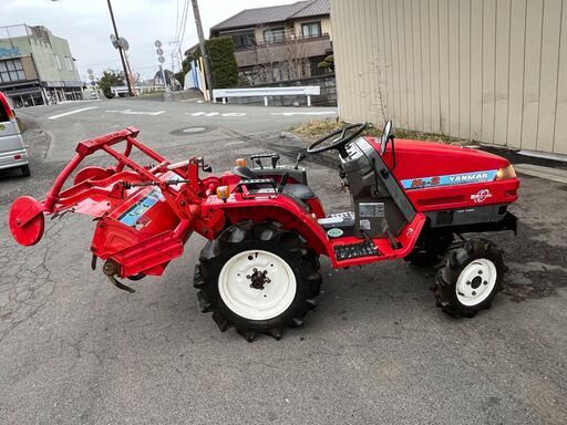 最近まで、使用し離農での下取り動作品 引取限定 ヤンマー 12.5馬力 4WD ディーゼル トラクタ Ke-2D 軽快ターン からみませーん 703h 厚木