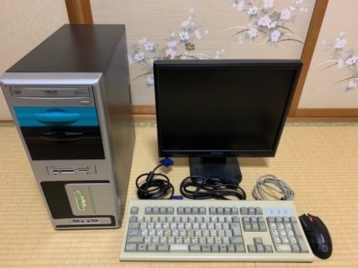自作パソコン/小引き出し付き/モニター付