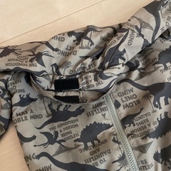 100サイズ　ジャンパー　恐竜柄の画像