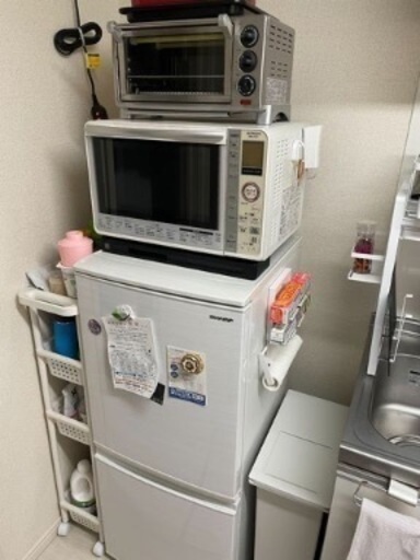 【3/11まで】電子レンジ・テレビボードお売りします
