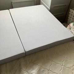 ２点セット　単品可能　ニトリ　三つ折り　マットレス　ベッド　家具 ベッド シングルベッドの画像
