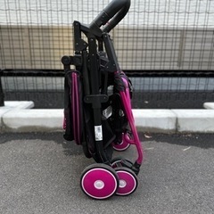 ベルニコ コンパクトになる折り畳みベビーカーの画像