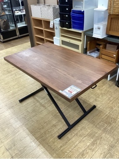 KC-11【新入荷　リサイクル品】ニトリ　NEWアクティブ　昇降ダイニングテーブル　ブラウン