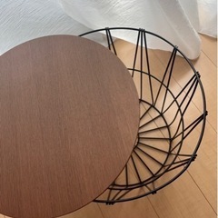 サイドテーブルの画像