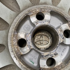 車のパーツ タイヤ、ホイールの画像