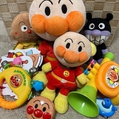 お話中【お譲りします】アンパンマンぬいぐるみ、おもちゃ