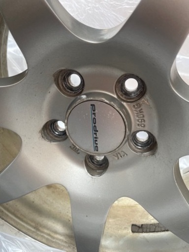 車のパーツ タイヤ、ホイール