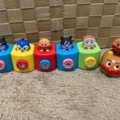 お話中【お譲りします】アンパンマンぬいぐるみ、おもちゃの画像