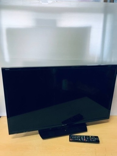 シャープ　液晶カラーテレビ　2T-C32AE1
