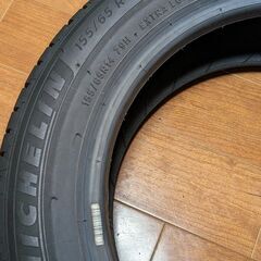 【値下げ】夏タイヤ ミシュランENERGY saver4 155/65R14 79H EＬの画像