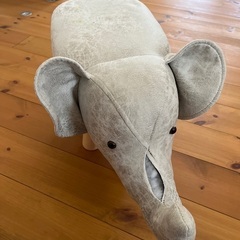 ぞうさんのスツール